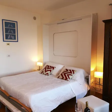 Apartment Romantica *